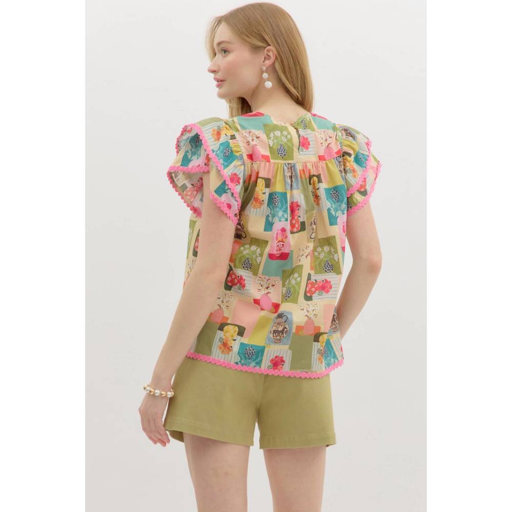 NEW ENTRO floral design scalloped top in pink multi - Picture 3 of 3